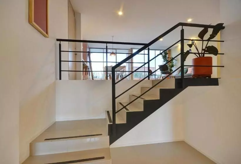 Manila House