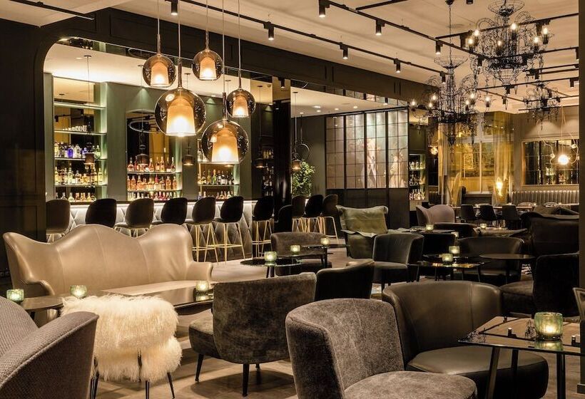 Motel One Paris Porte Dorée