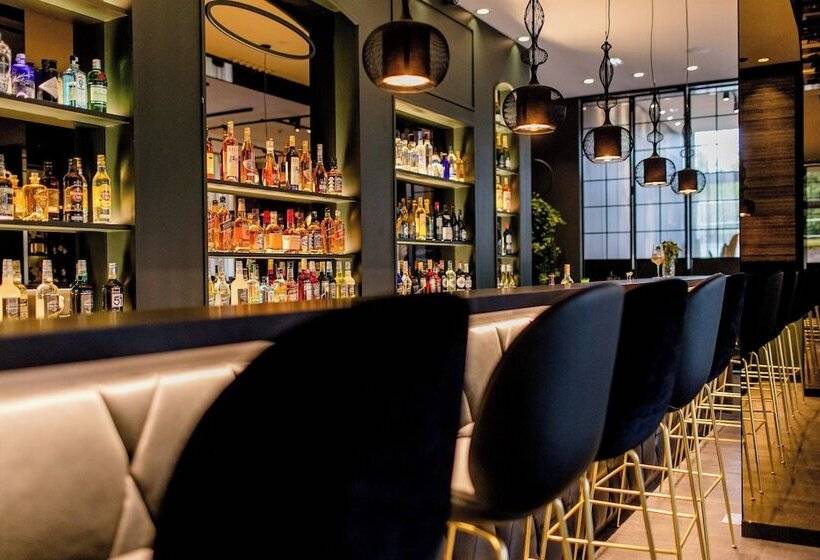 Motel One Paris Porte Dorée