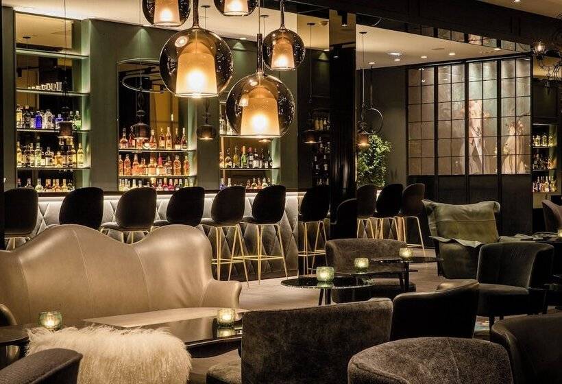 Motel One Paris Porte Dorée