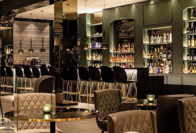 Motel One Paris Porte Dorée