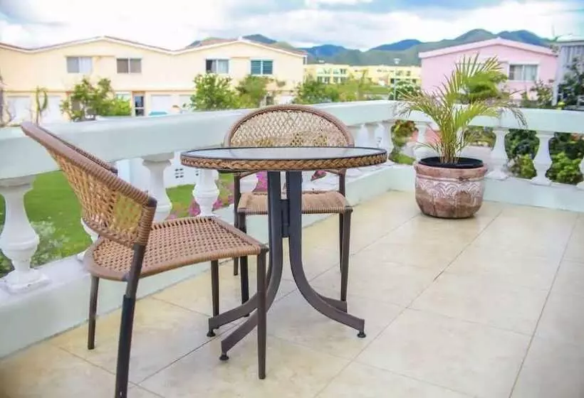 Villa Nazareth