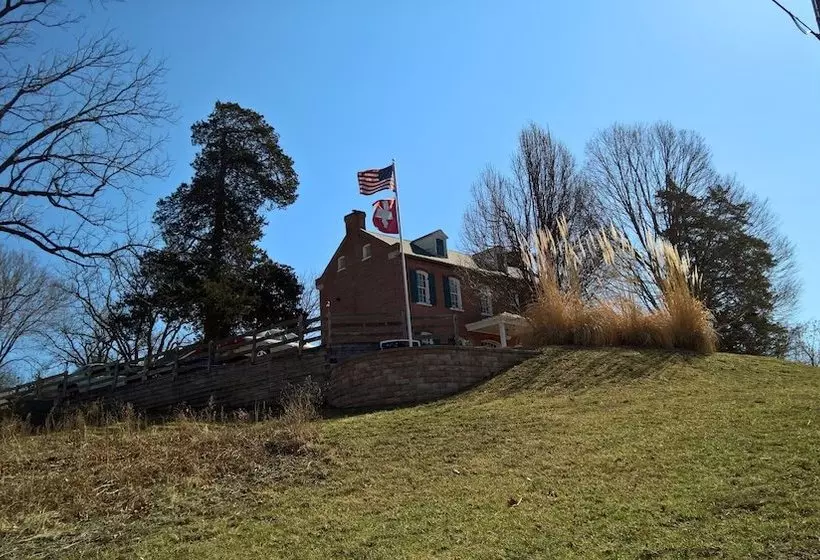 تختخواب و صبحانه Alpenhorn Gasthaus