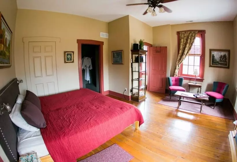 تختخواب و صبحانه Alpenhorn Gasthaus