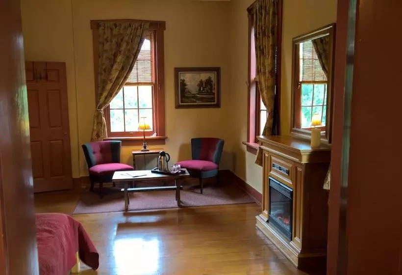 تختخواب و صبحانه Alpenhorn Gasthaus