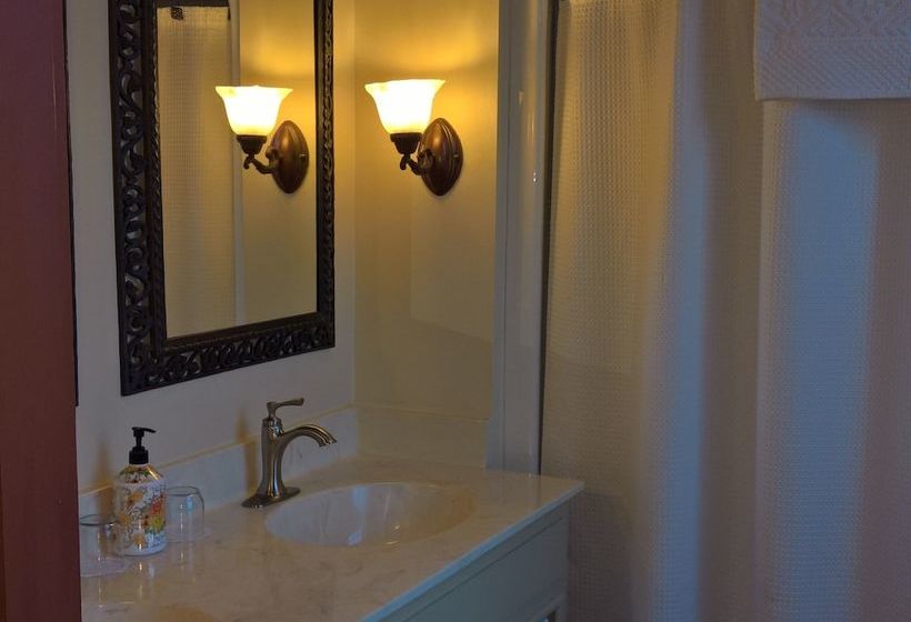 住宿加早餐  Alpenhorn Gasthaus