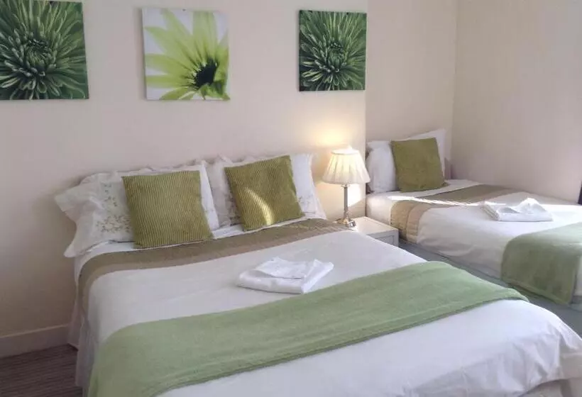 ベッドアンドブレックファースト Citadel House