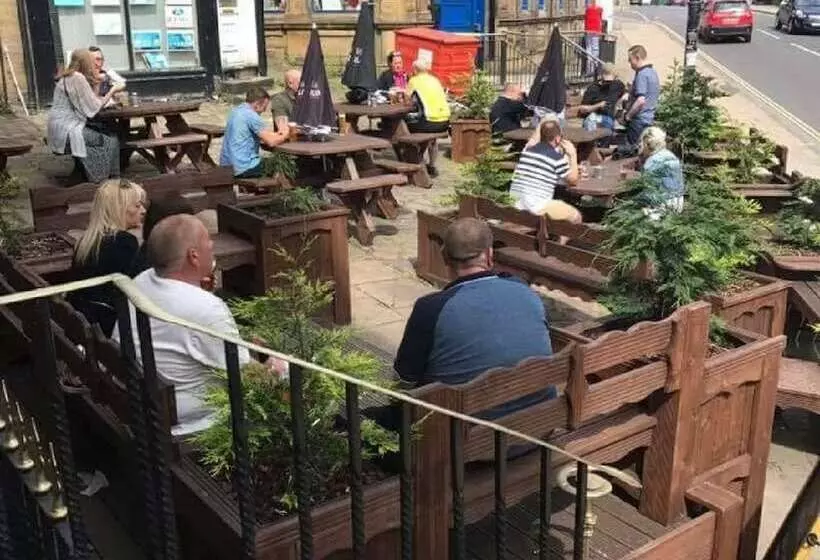 Hostelli The Bull On The Bridge