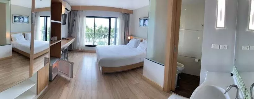 ホテル Coco Beach Resort Bangsaen