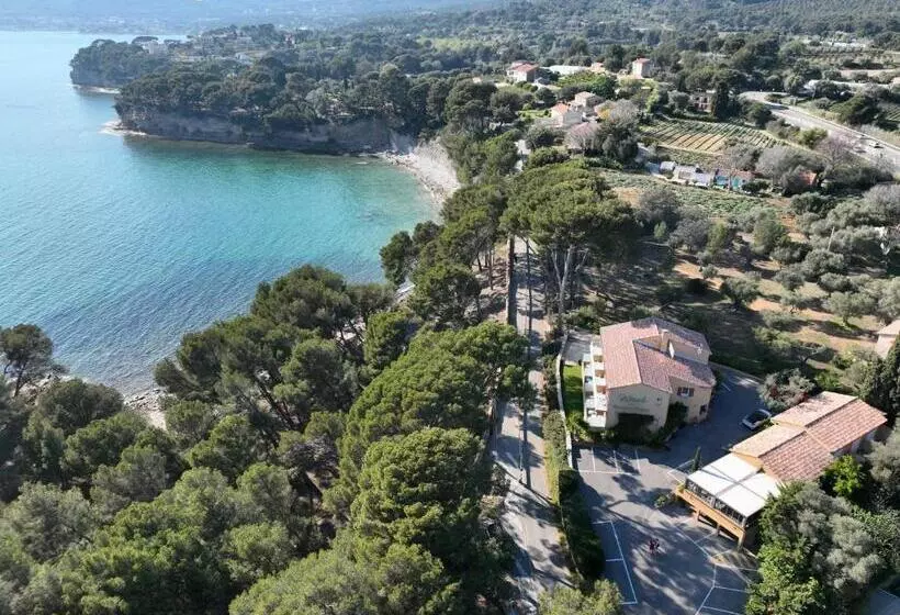 Hotelli Corniche Du Liouquet