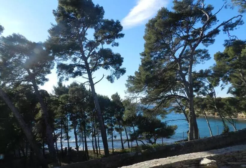 Hotelli Corniche Du Liouquet