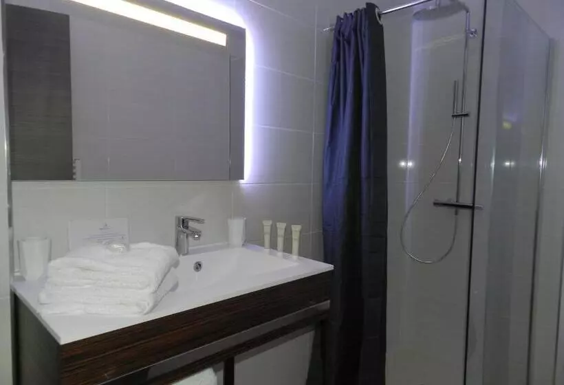 Hotelli Corniche Du Liouquet