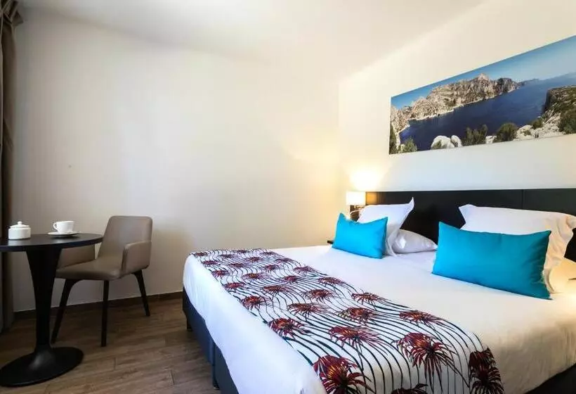 Hotelli Corniche Du Liouquet