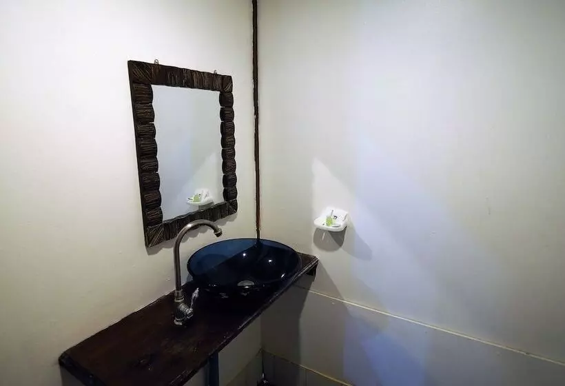 Hotelli Khaothone River View Resort