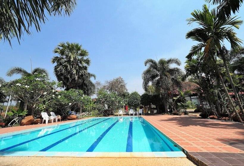 בית מלון כפרי Khaothone River View Resort