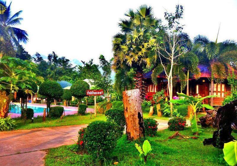 בית מלון כפרי Khaothone River View Resort