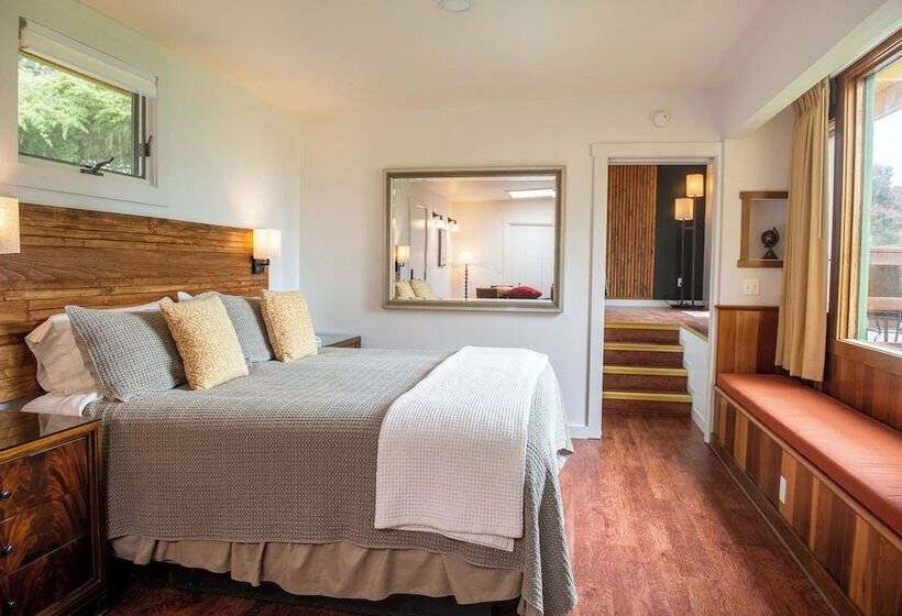 Inn At Buckhorn Cove