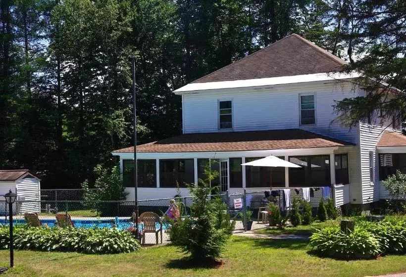 Profile Motel & Cottages