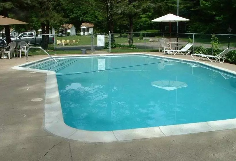 Profile Motel & Cottages