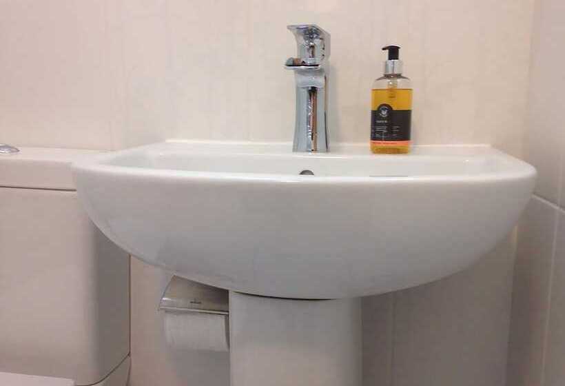 Troedyrhiw Holiday Cottages