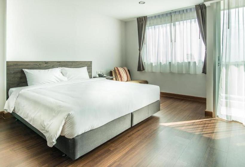 Winner Sriracha Serviced Apartment