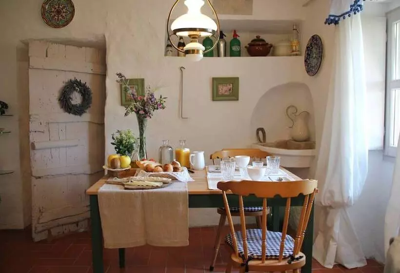 تختخواب و صبحانه La Casa Dels Ocells