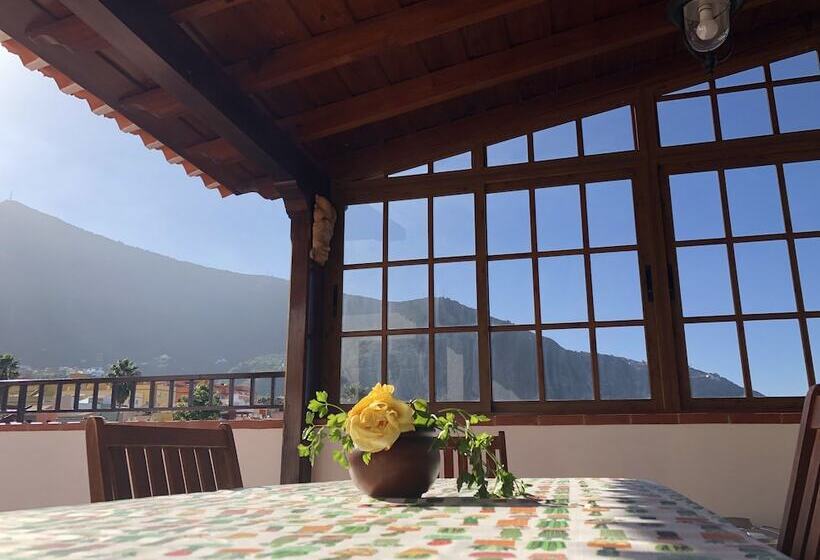 Canary Bio Hostel Tenerife