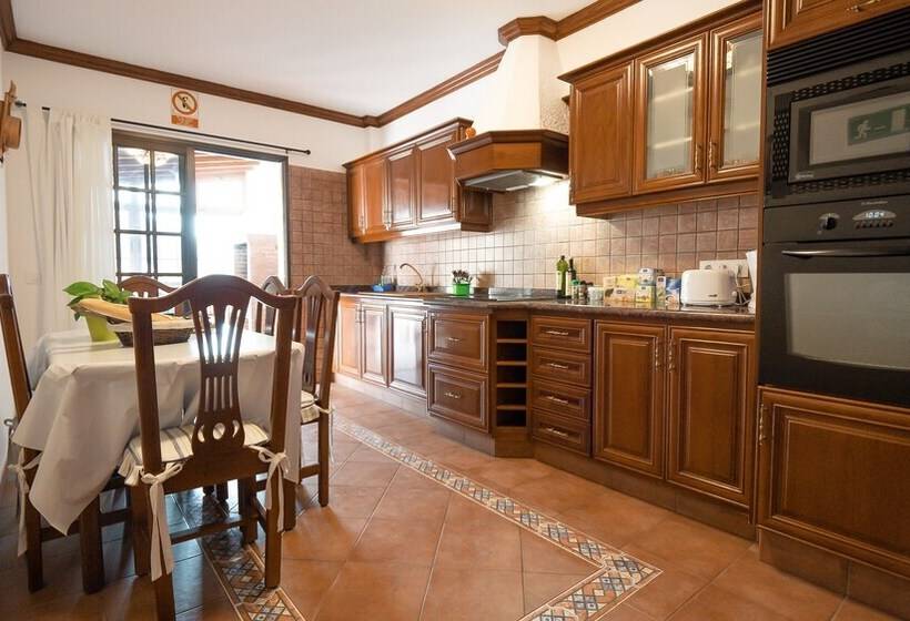 Canary Bio Hostel Tenerife