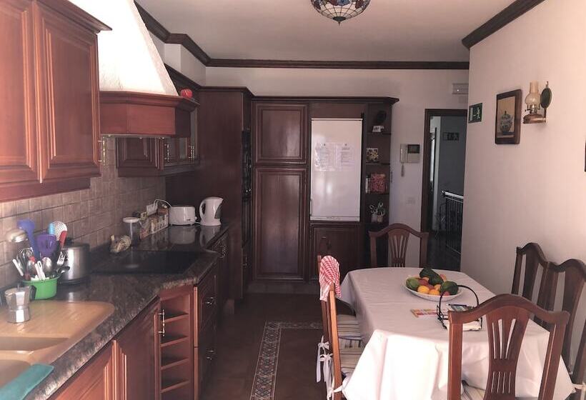 Canary Bio Hostel Tenerife