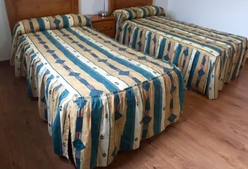 مسافرخانه Complejo Mapru