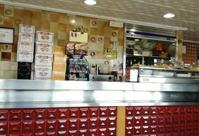 مسافرخانه Complejo Mapru