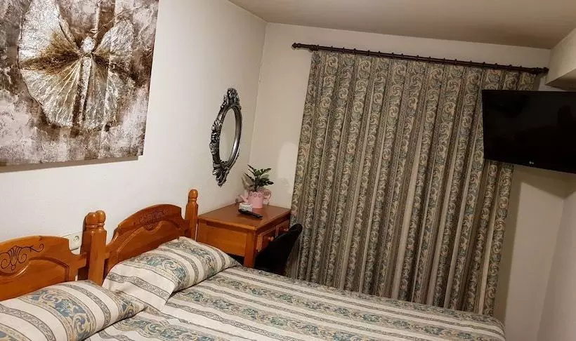 Hostal Plaza