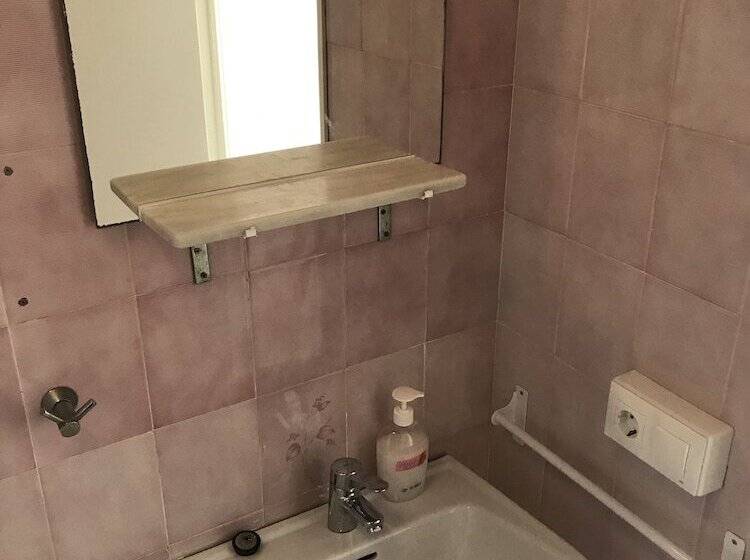 Hostal Restaurante Tarín