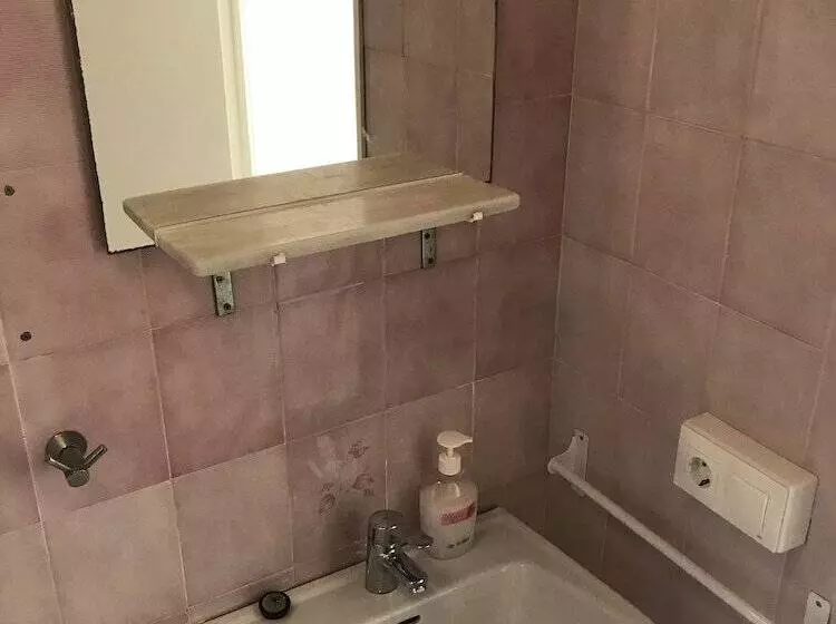 Hostal Restaurante Tarín