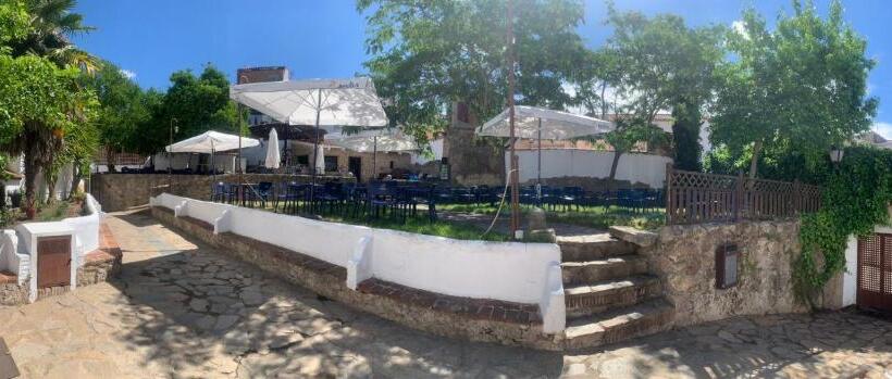 فندق فئة نجمة واحدة Rural Las Nogalas