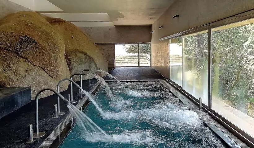 Hotelli Balneario De Retortillo