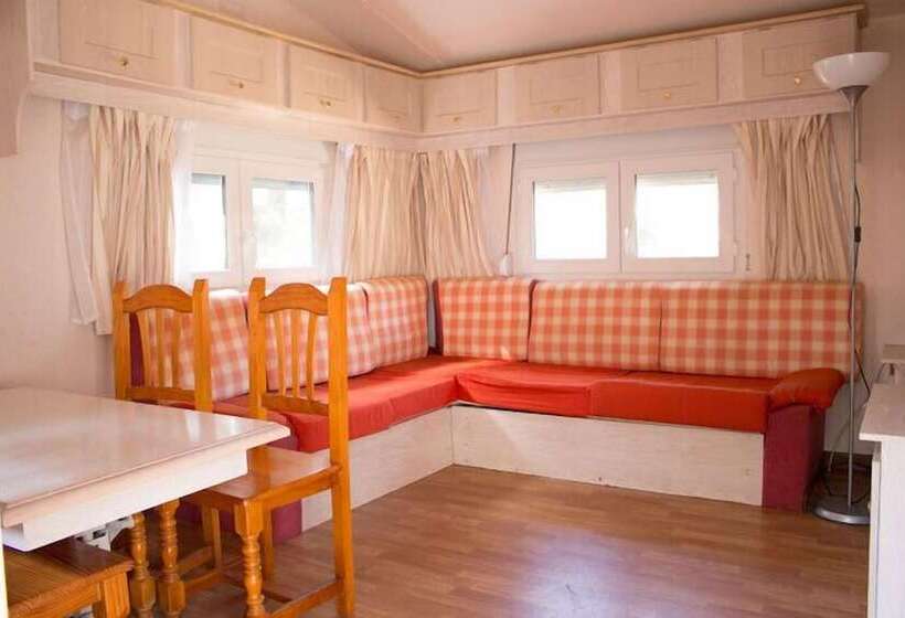 فندق Camping La Ardilla Roja