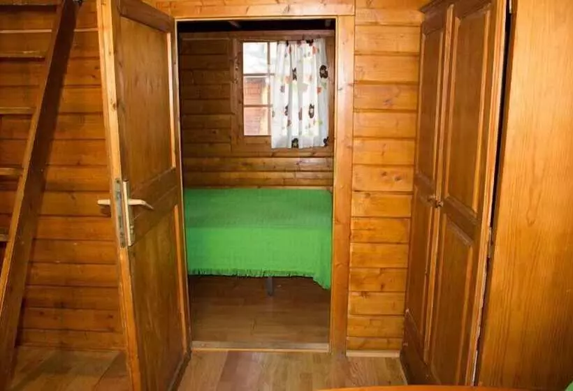 Hotelli Camping La Ardilla Roja