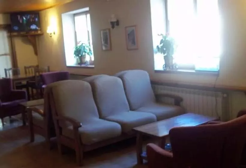 Majatalo Hostal Pernalle