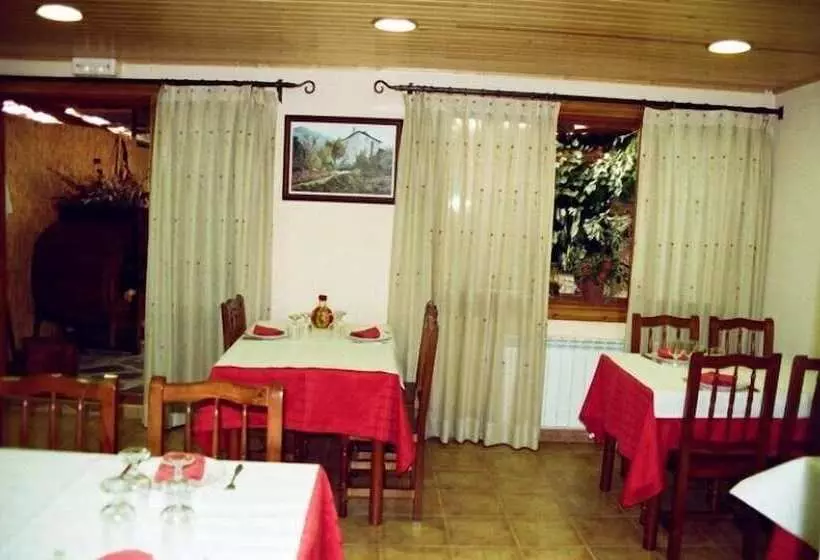 Majatalo Hostal Pernalle