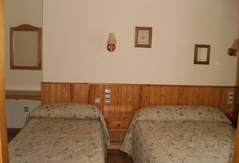 פנסיון Hostal Pernalle