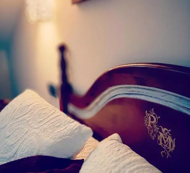 تختخواب و صبحانه Posada Marina