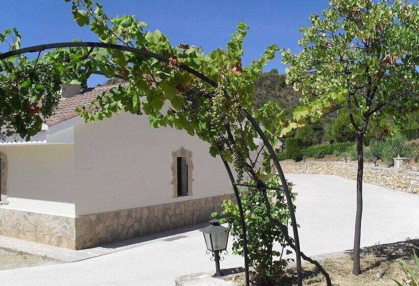 مسافرخانه La Alberquilla