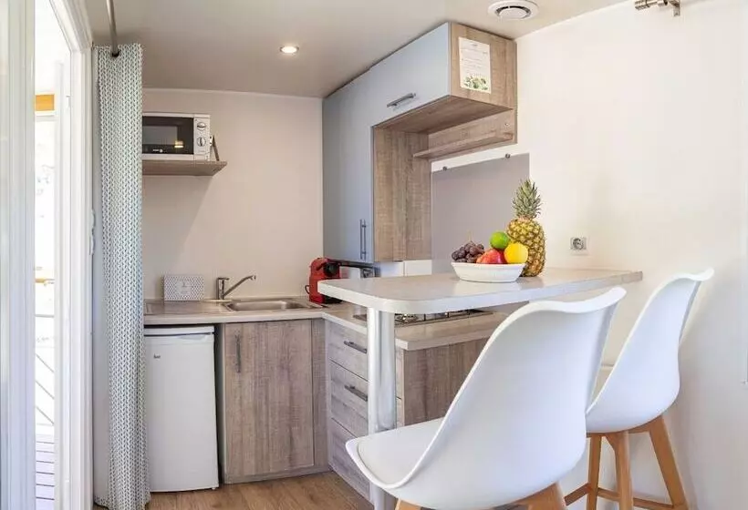 Hotelli Camping Vila Village