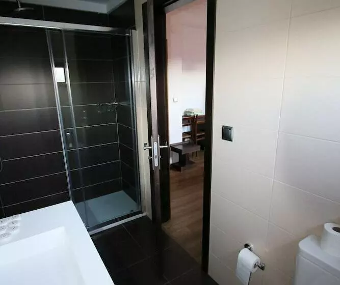 ペンション Hostal O Pendón