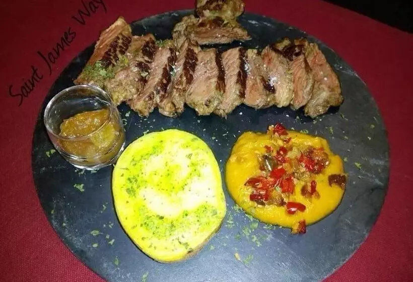 پانسیون Saint James Way