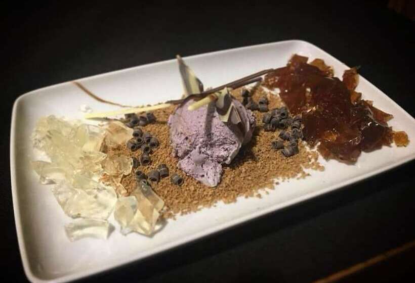 پانسیون Saint James Way