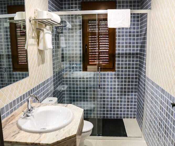 پانسیون Saint James Way