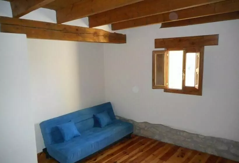 Aamiaismajoitus (B&B) Masia Mas De La Creu