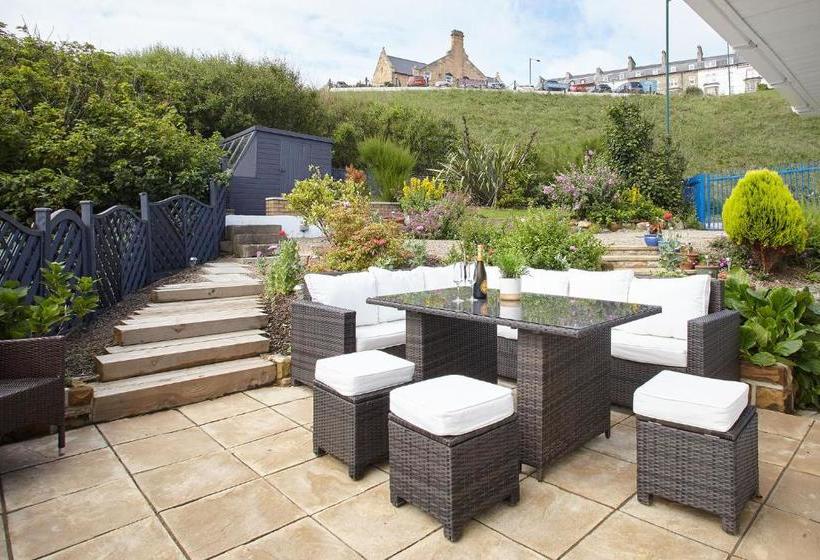 Host & Stay   Burnsyde Beach House